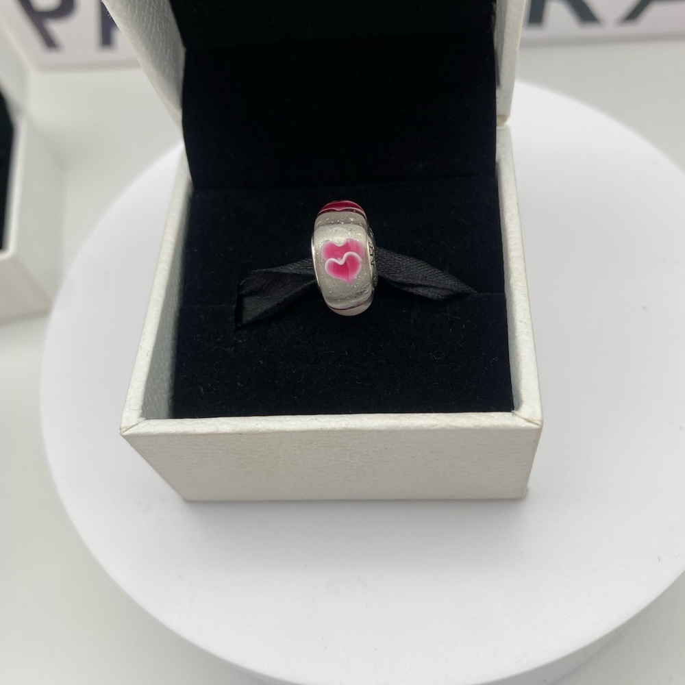 Authentic Pandora Double heart Murano charm - Picture 5 of 5